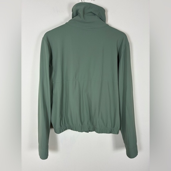 Sweaty Betty Explorer Jacket Medium Athletic Athleisure Sporty Green High Neck - Picture 3 of 10